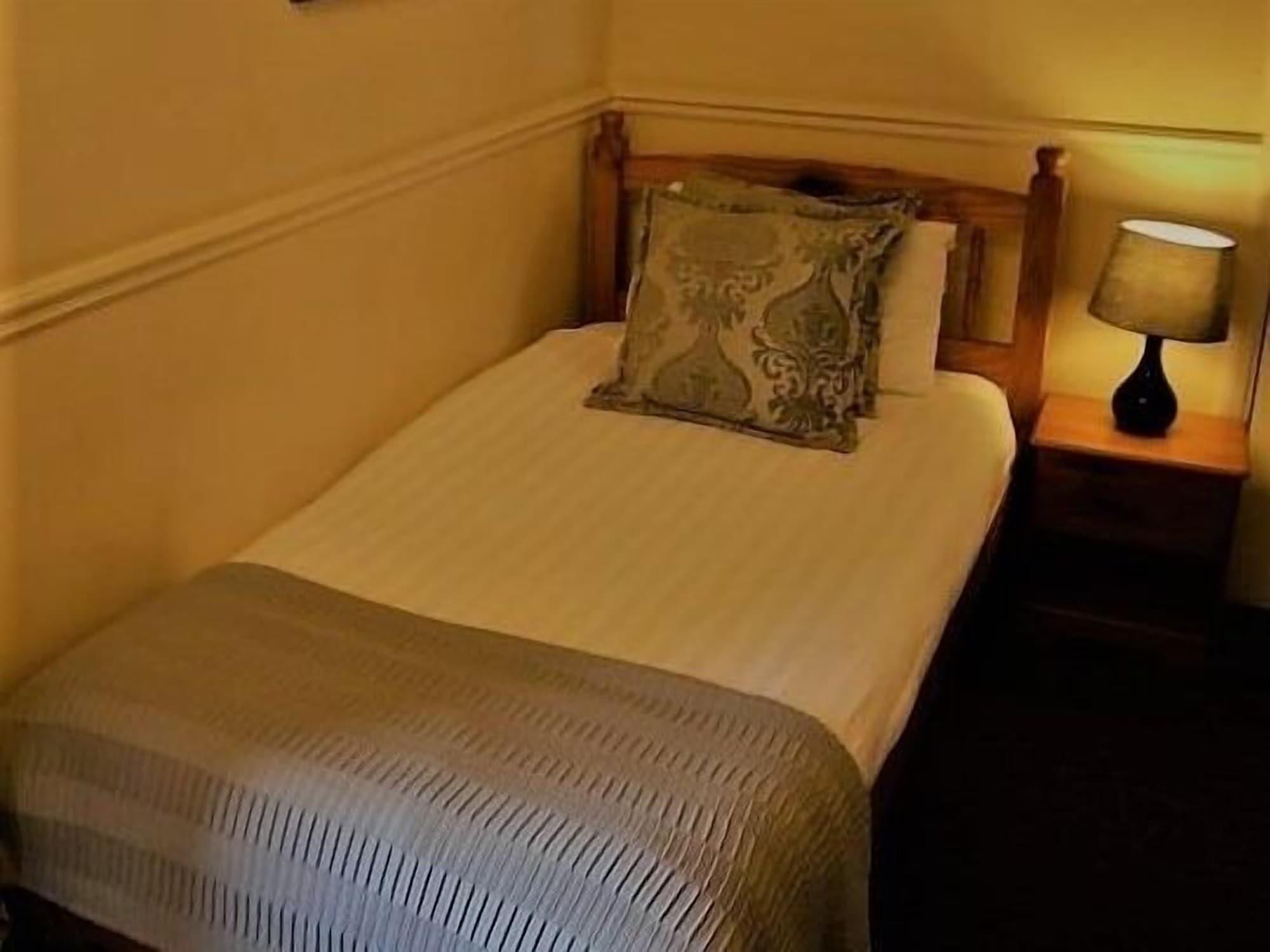 Hotel Central 2*